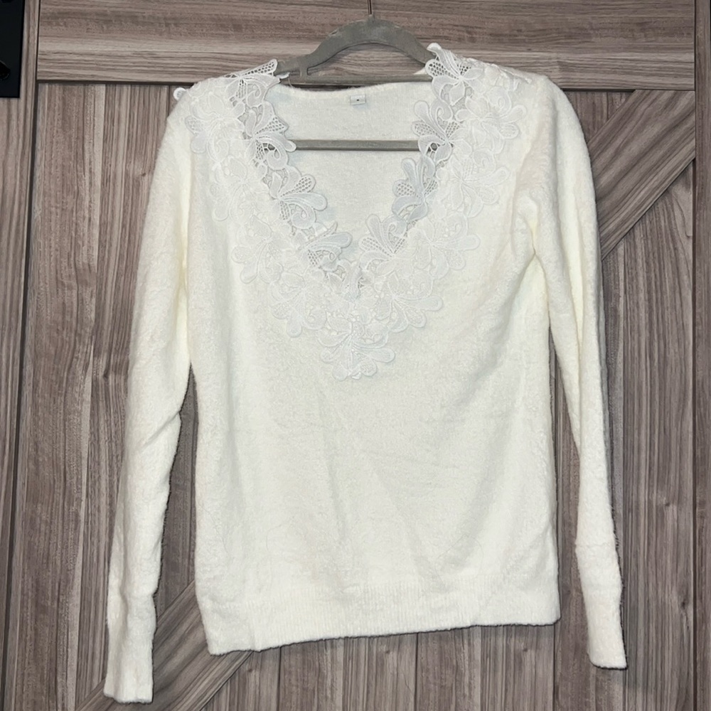 10. White soft sweater crochet